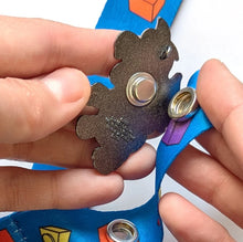 Load image into Gallery viewer, LEGOLAND® Exclusive LEGO® Minifigure™ Lanyard Starter Set Boy