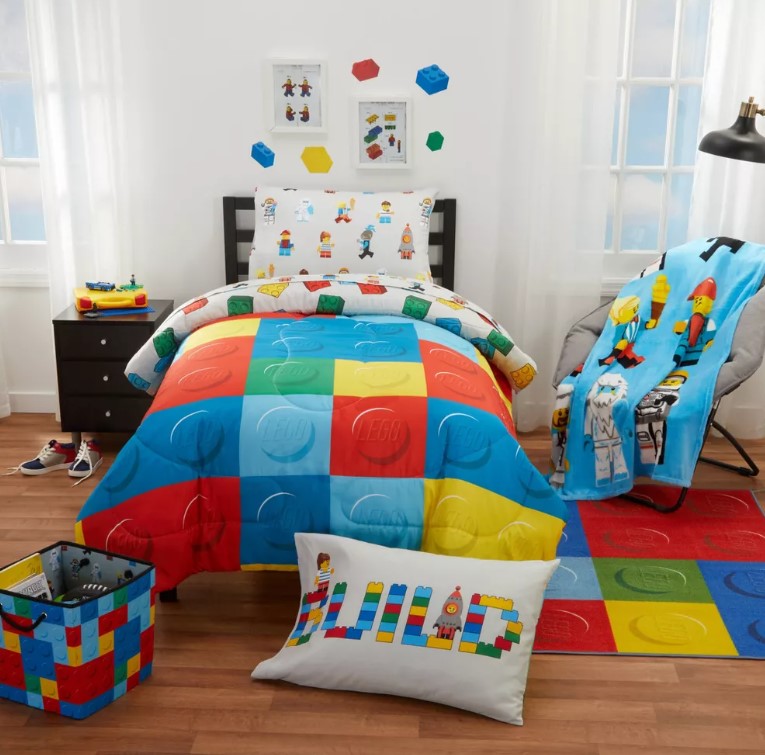 LEGO® Brick Reversible Comforter – LEGOLAND® Florida Resort Online